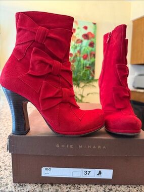 Chie Mihara Vibrant Red Suede Bow Ankle Boots